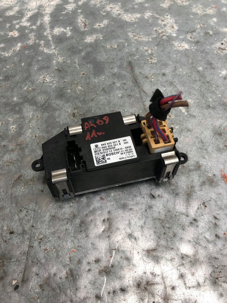 фото №1, Резистор вентилятор audi a4 b8 8k0820521b