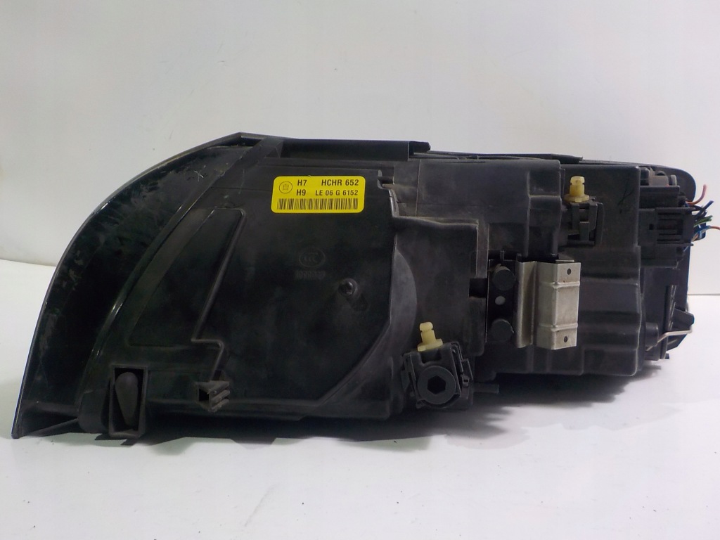 фото №7, Volvo v50 lift лампа правая перед передняя uk