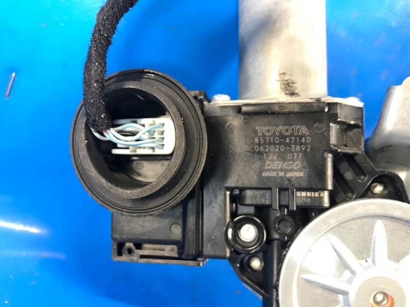 фото №5, Підйомник скло przed. правий. toyota prius 16 6980121020