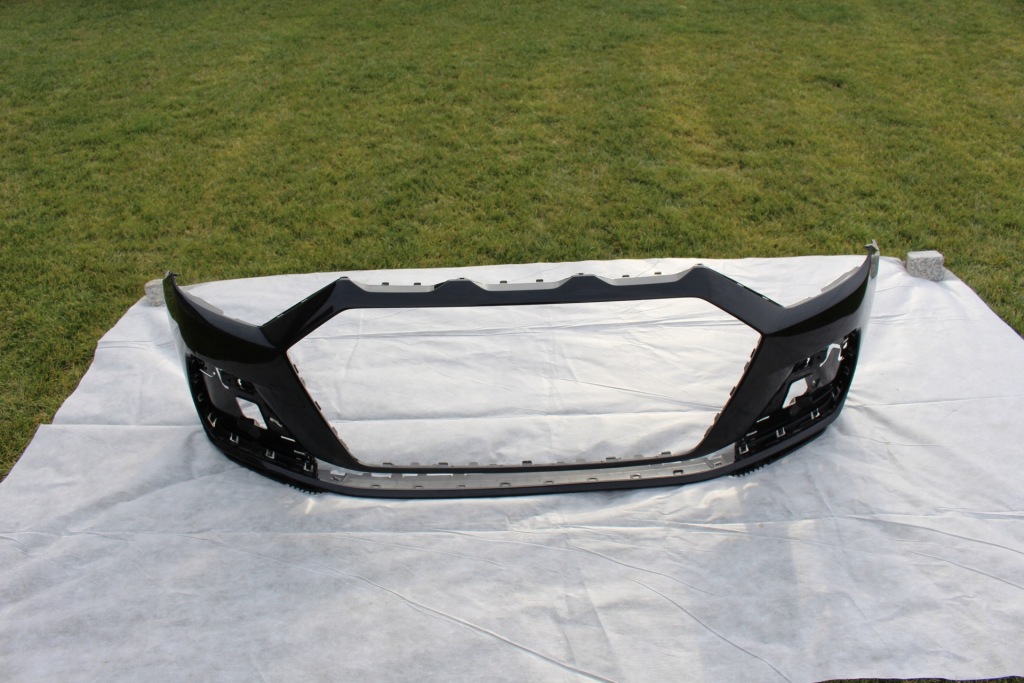 Бампер audi a1 ii перед 82a807437a s line 82a Оригинал