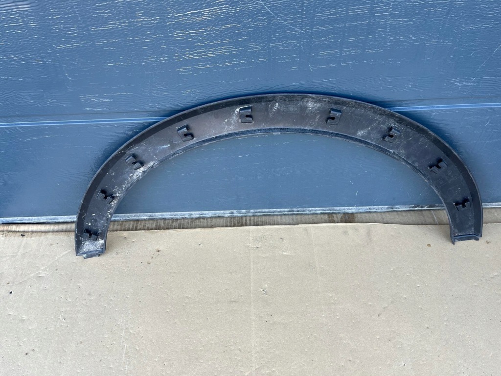 Молдинг на крыло правая перед opel crossland x gm 13482068 в Украине