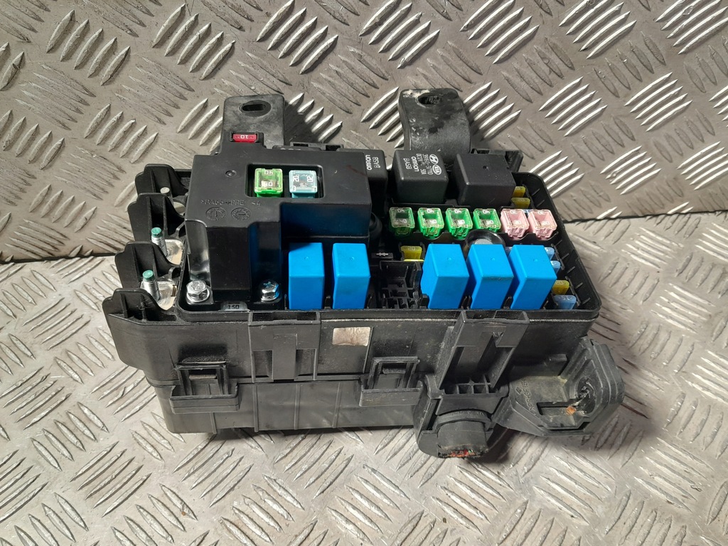 фото №1, Hyundai sonata коробка предохранителей 91950-3k540