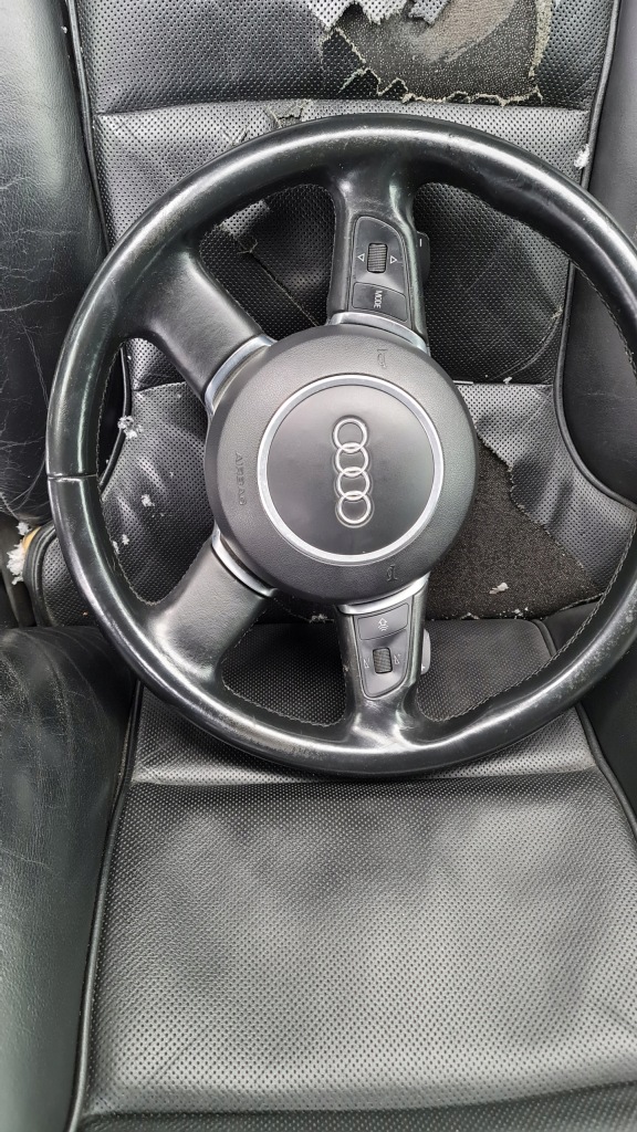 фото №1, Воздуховод четырёхлучевая a8 d3 przed fl czarna