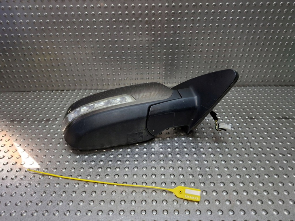 Дзеркало праве  kia sorento 2 рестайлінг  12-15 9 pin європа  пошкоджені Київ