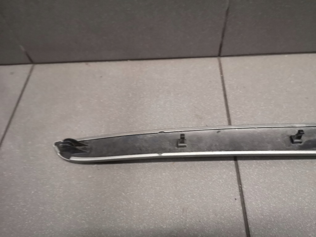 фото №10, Молдинг dekor обшивка правая audi a4 b6 8e0867420