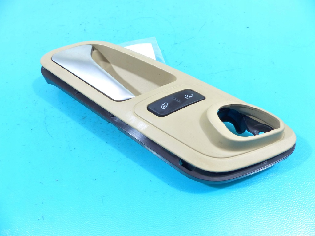 фото №2, Ручка внутрішня задня ліва vw passat cc lift 12-16