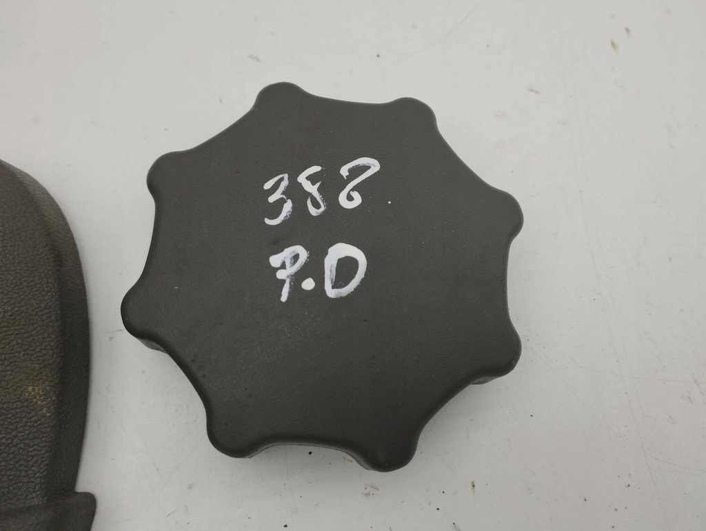 фото №7, Audi a2 2000 права сторона обшивка сидіння