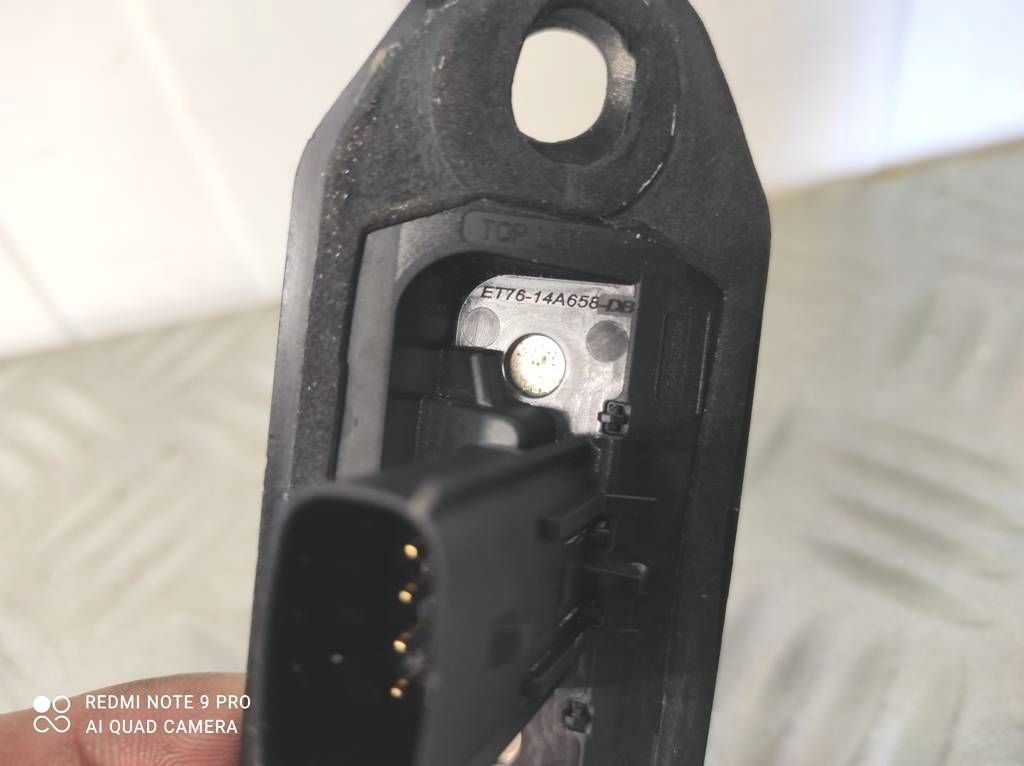 Мікровимикач двері розсувних ford transit courier et7614a658db Зі Шроту