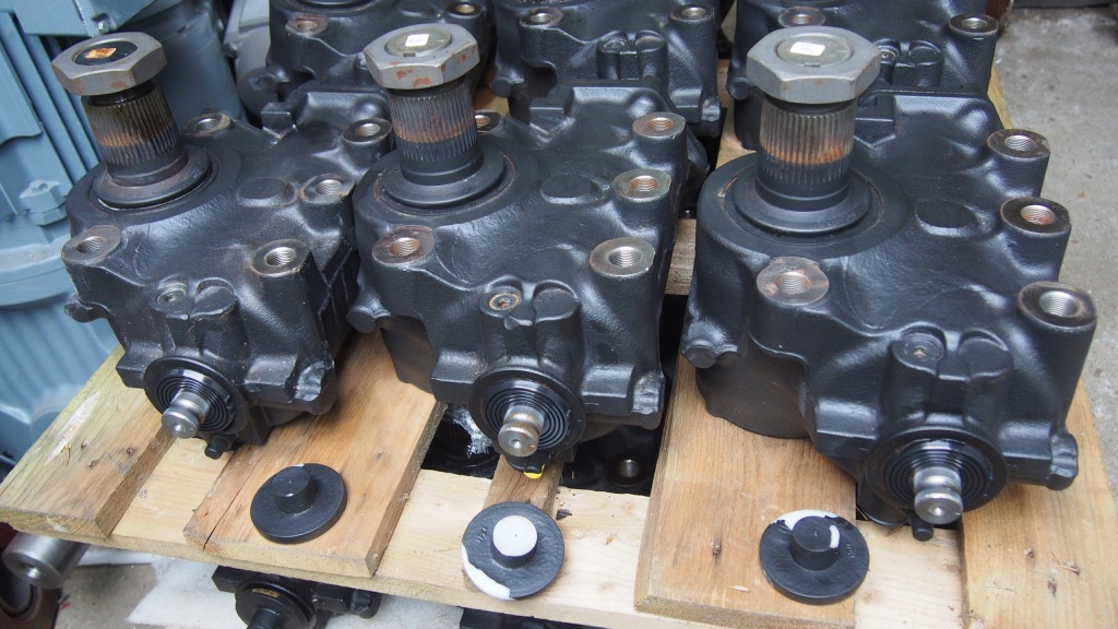 Купить Трансмиссия man 81462006413, bosch 8098 955 593