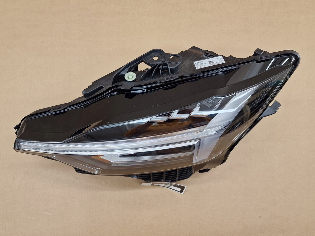 фото №2, Левая лампа full led polestar 2