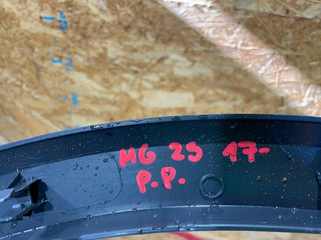 фото №9, Mg zs i 1 17- молдинг накладка na крила правий перед передня