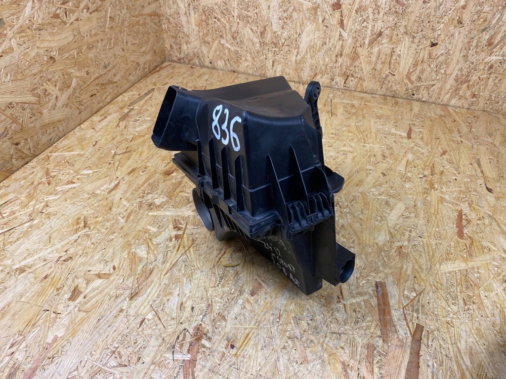 фото №8, Корпус фильтра воздуха bmw z4 e89 2.0b 7613822