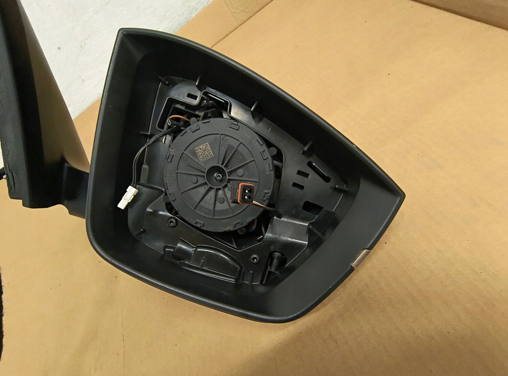 фото №9, Дзеркало праве skoda kodiaq 15+2 pin