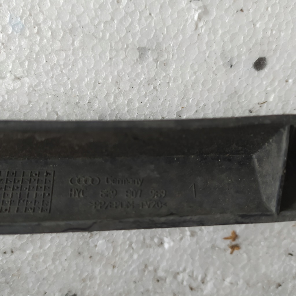 фото №10, Напрямна бампера задня audi a4 b7 avant 8e9807989