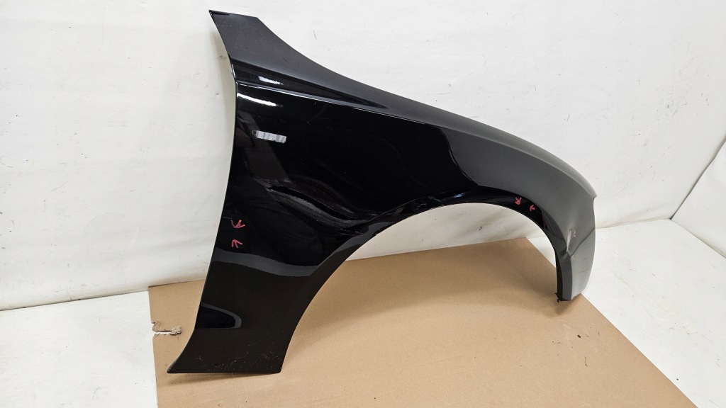 Крило перед передній правий audi a5 рестайлінг  8t0 оригінал Доставка