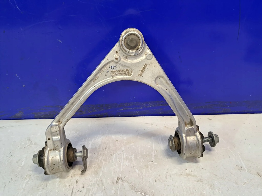 фото №1, Jaguar xe 2017 рычаги