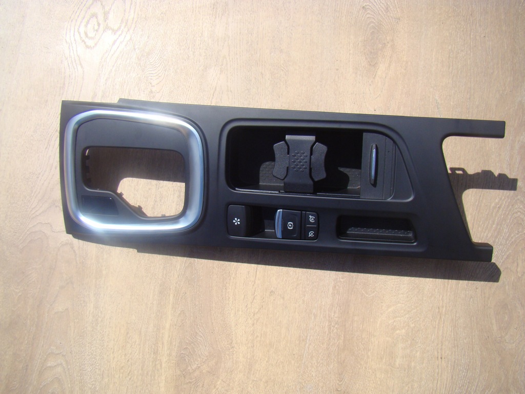 фото №1, Megane iv тунель рамка консоль середня автоматична коробка передач