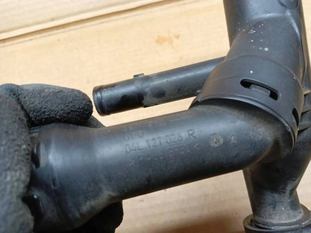 фото №5, Корпус термостата audi a4 b9 tdi 04l121111h