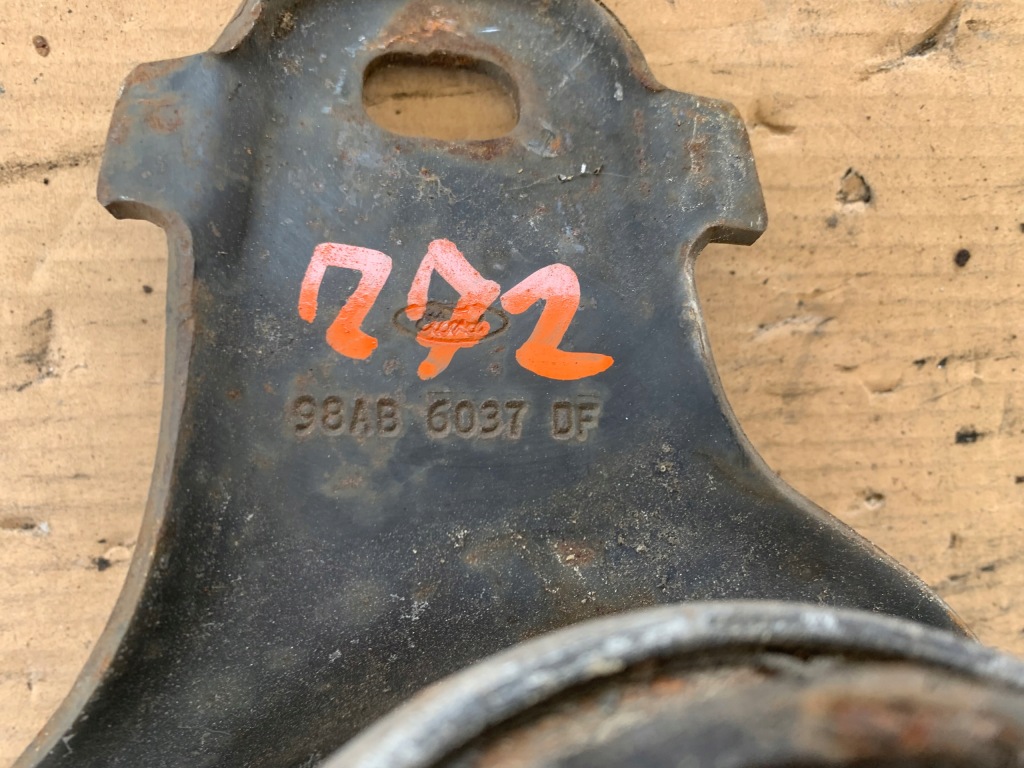 фото №4, Кронштейн подушка двигуна ford focus 98ab-6037-df