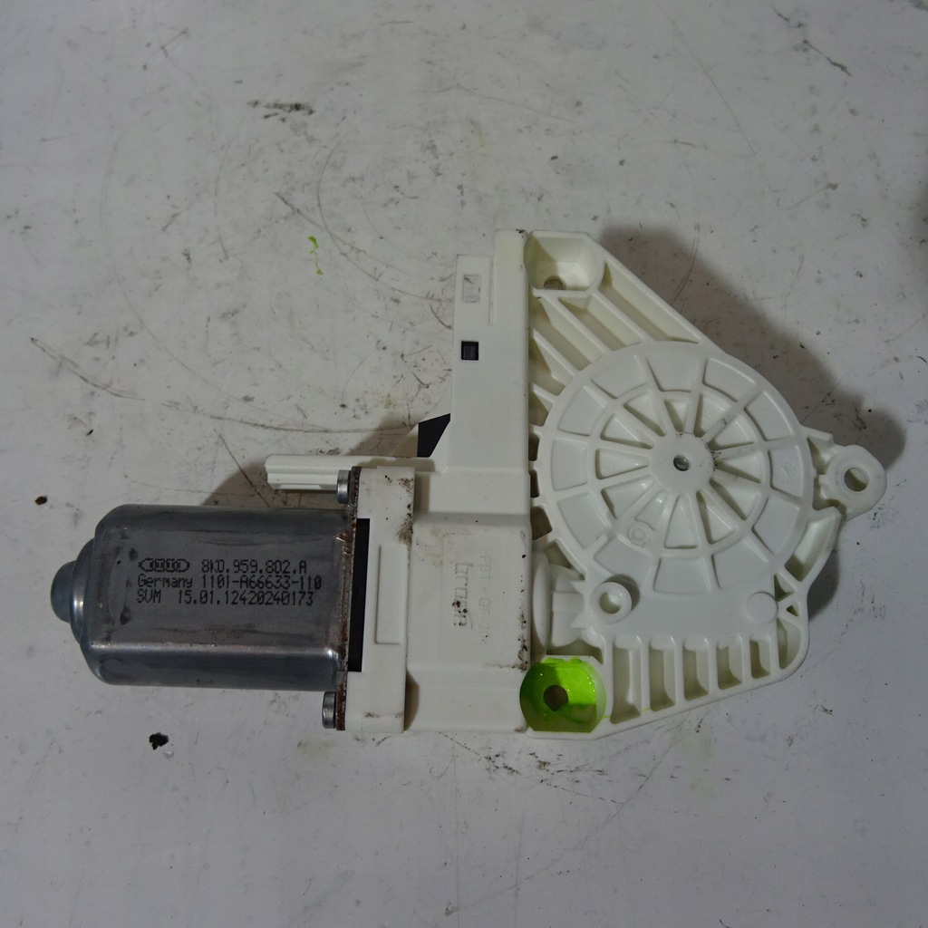 фото №1, Audi a4 b8 моторчик стекло 8k0959802a