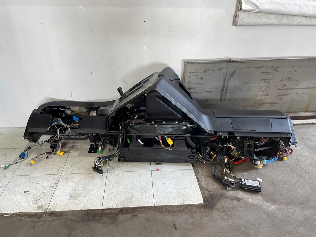 фото №5, Консоль панель приладів приладова панель приладів електропроводка iveco stralis hi way euro 5 6