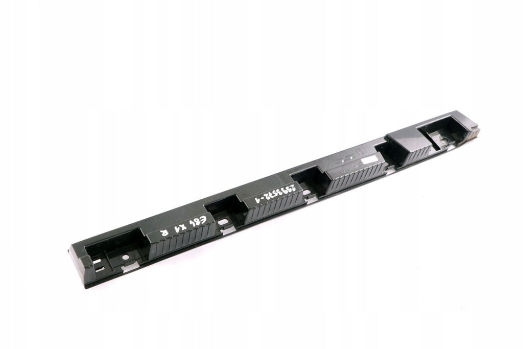 фото №9, Bmw x1 e84 направляющая кронштейн порог правое