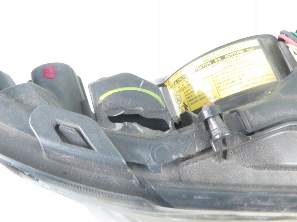 фото №11, Лампа правая передняя subaru legacy iv 10020959