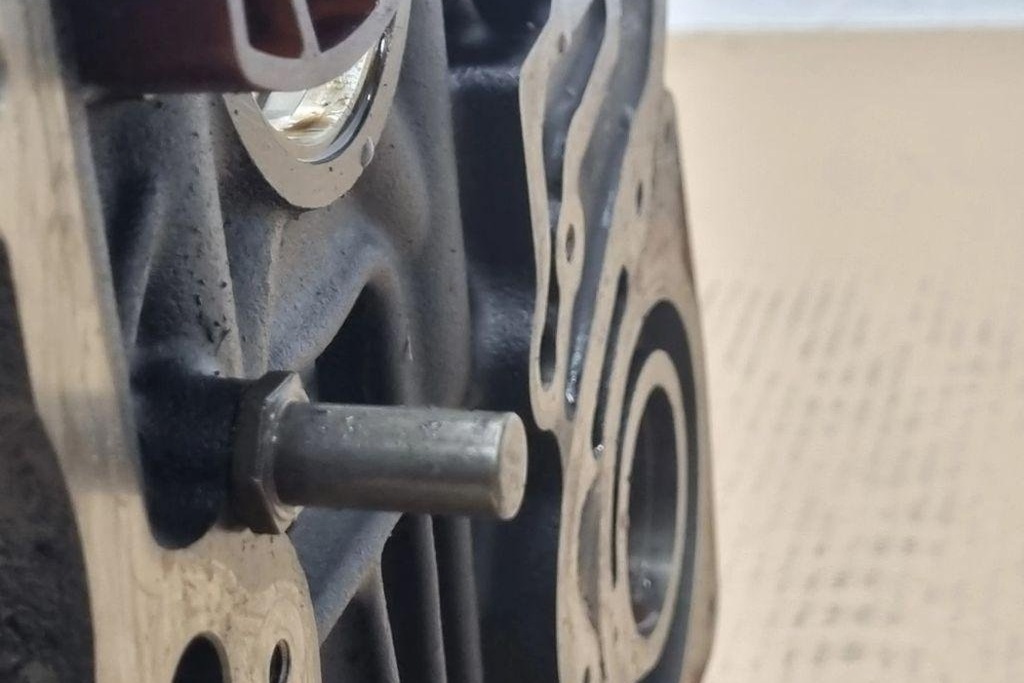 фото №8, Блок двигателя vw passat b7 alltrack 365 03c021 1.4l 2009