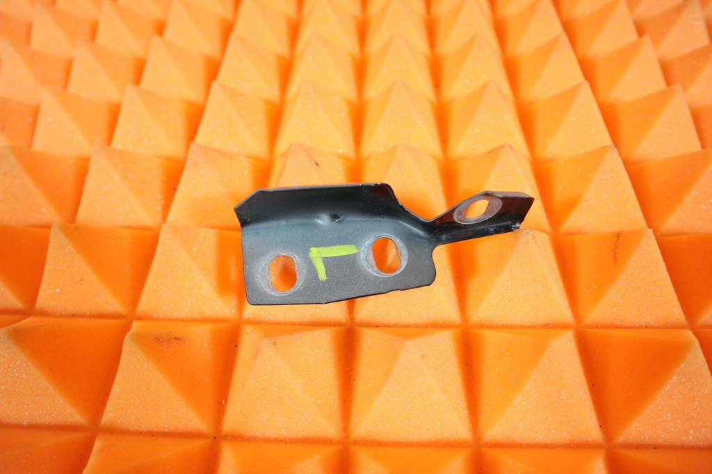 фото №1, Mercedes clc w203 кронштейн крила ліва перед