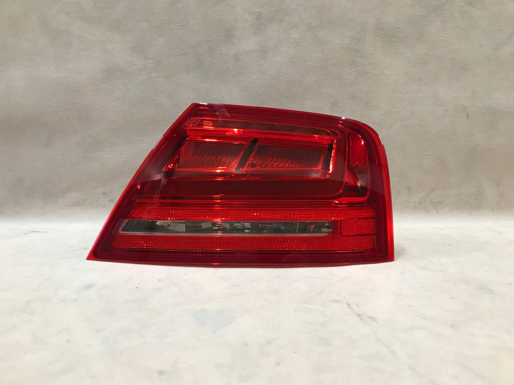 фото №1, Audi a8 d4 11-14 лампа задняя правая led 4h0945096