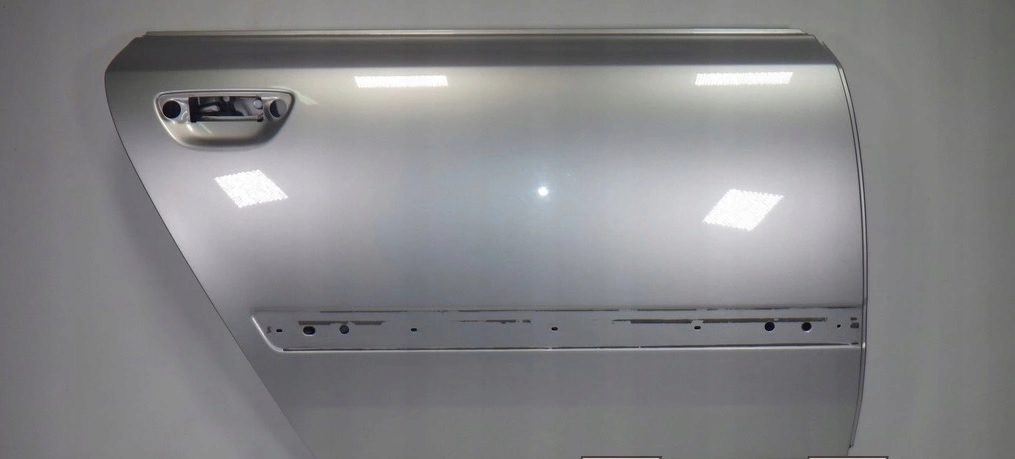 фото №1, Дверь правое задние audi s8 a8 d3 4e0833554h ly7w