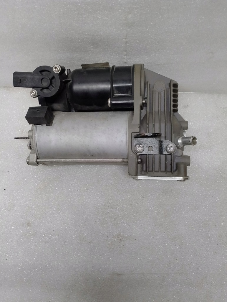 фото №1, Mercedes r klasa w251 компрессор насос подвеска