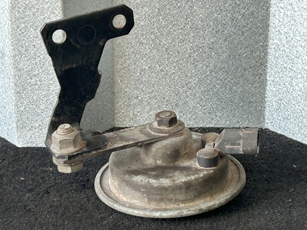 фото №1, Клаксон сигнал mercedes actros mp4 a0075423920