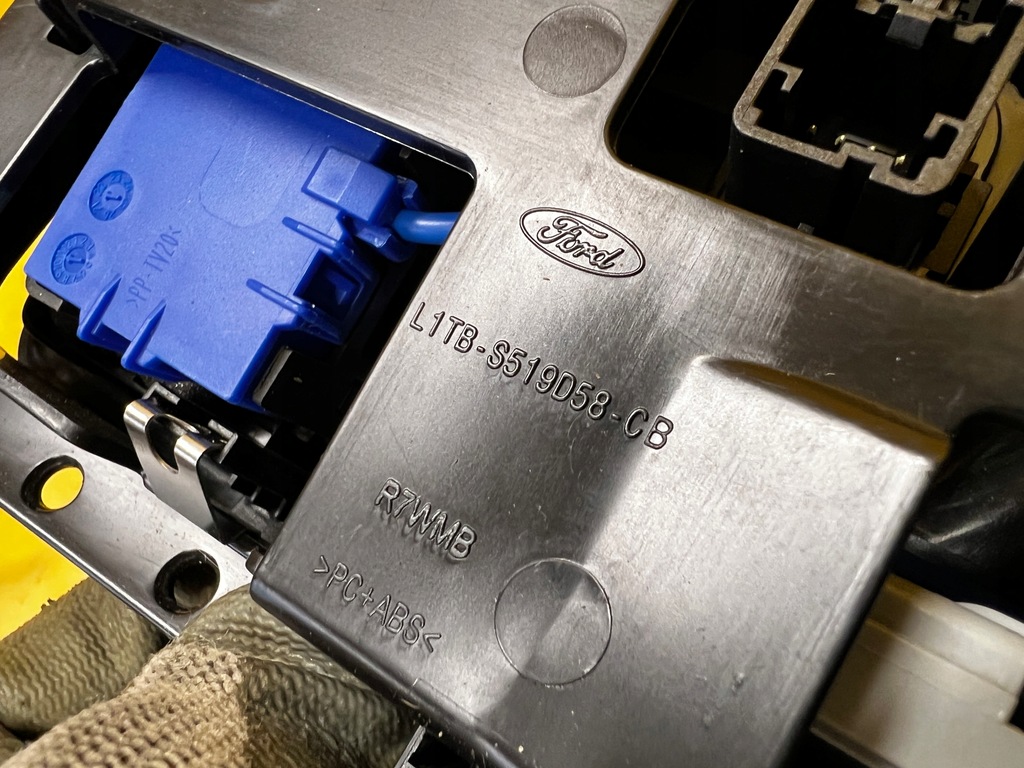 фото №7, Лампа освітлення стельовий люк ford puma ii mk2 st-line