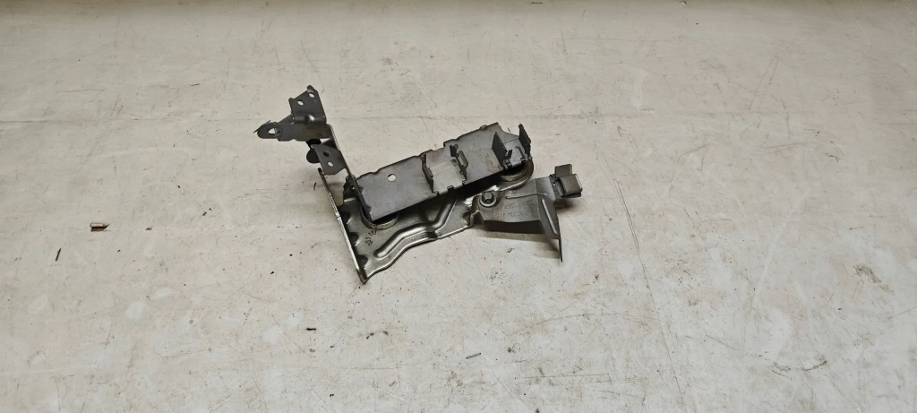 фото №1, Кронштейн кронштейн a2740940141 a2742233400 mercedes glc x253 2.0 cgi 274920