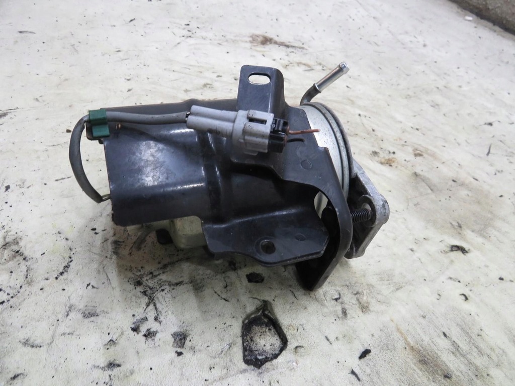 фото №5, Корпус фильтра топлива mazda 3 bm 2.2 d 13- r2n513za5