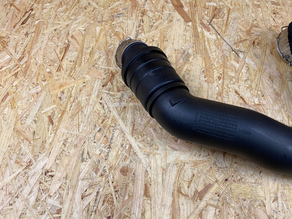 фото №8, Wąż труба шланг воздуха интеркулер jaguar f-pace x761 m8a2-6n650-bc