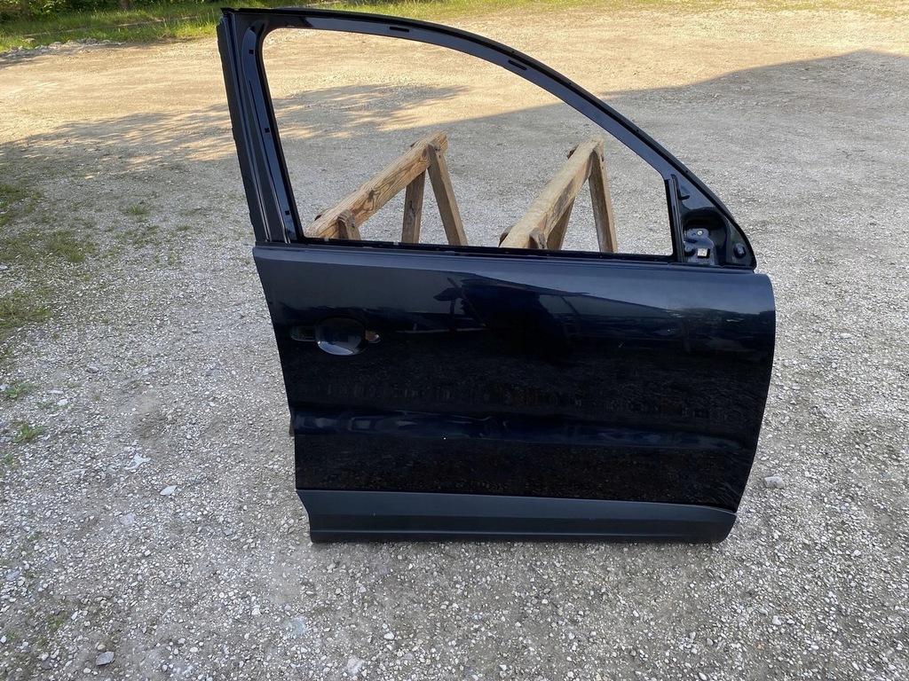 фото №1, Двері передні праве tiguan i 5n0831312