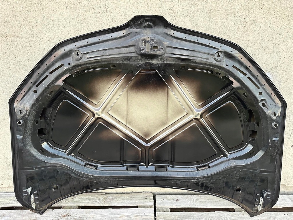Капот крышка двигателя перед skoda octavia 3 3 5e 5e0 рестайлинг  fl 2016- хорошее состояние Недорого