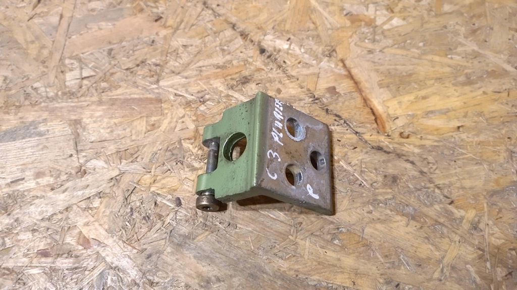 фото №2, Citroen c3 pluriel петля дверь правый