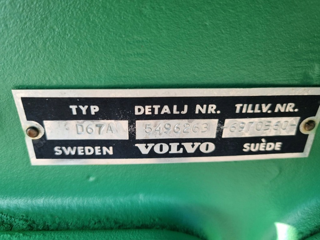 Двигун volvo d67a комплектний  6970560 5496263 Зі Шроту