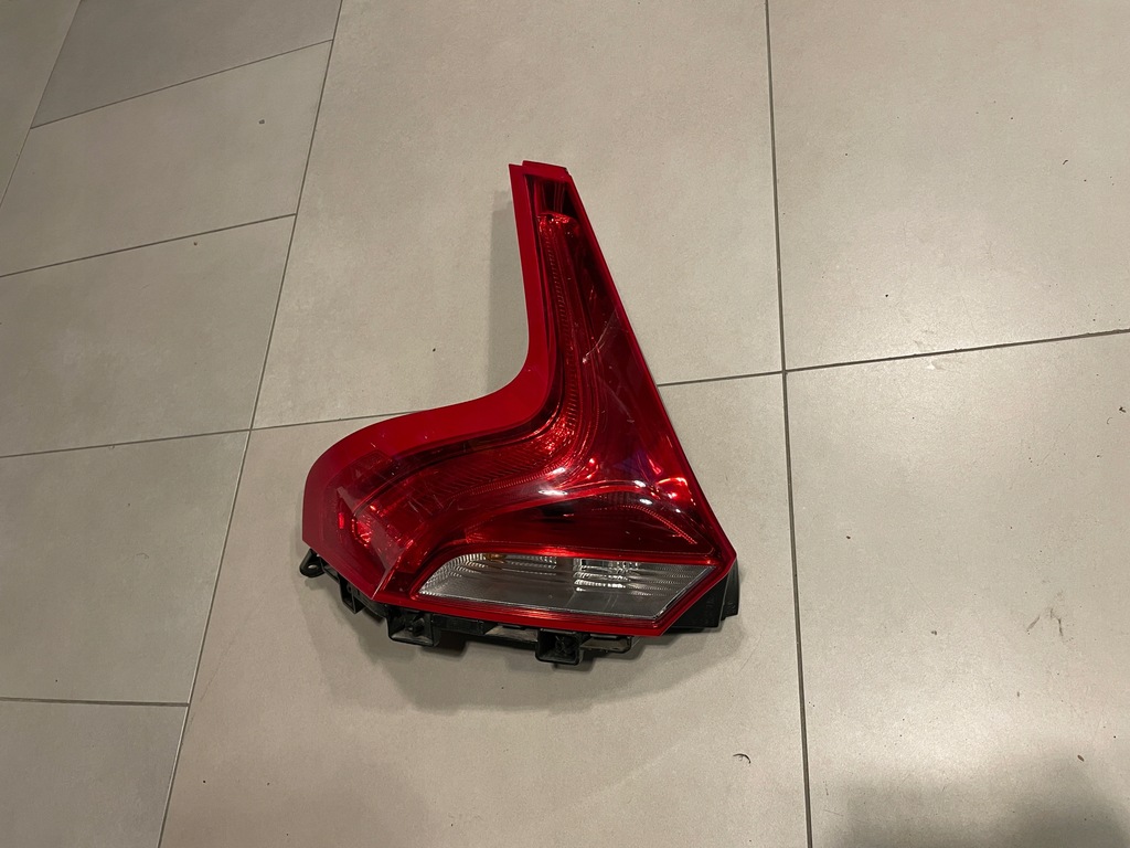 фото №1, Лампа задняя volvo v40 ii левая