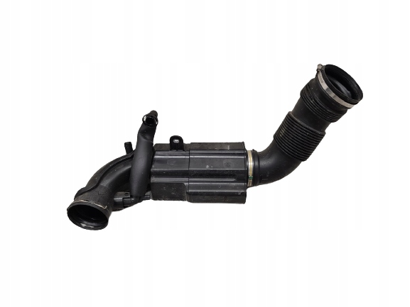 фото №1, Bmw f40 f44 труба резонатор повітря 8675263