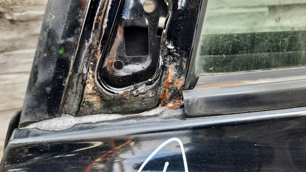 фото №5, Дверь перед левая toyota avensis t25 verso 04r