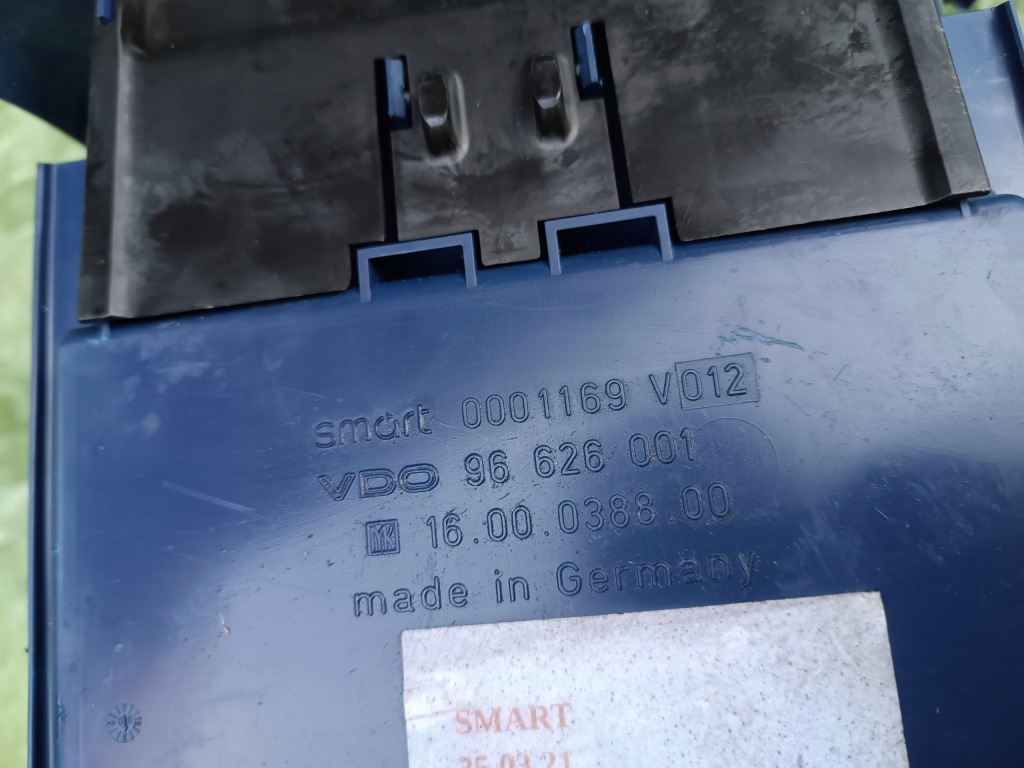 0001169v012 бардачок ящик полка smart fortwo 450 Цена