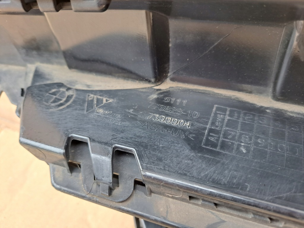 Bmw x3 g01 2017- права решітка решітка  бампера перед Київ