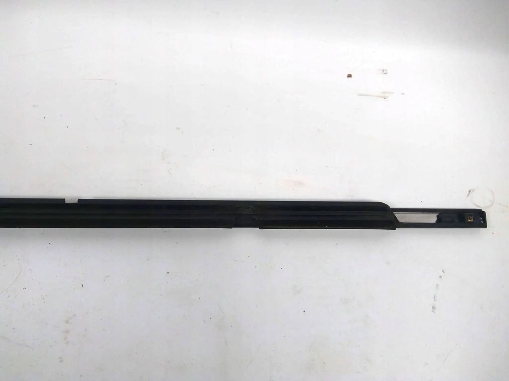 фото №6, Gmc yukon escalade tahoe 2015-20 молдинг прокладка zbierak левый задняя