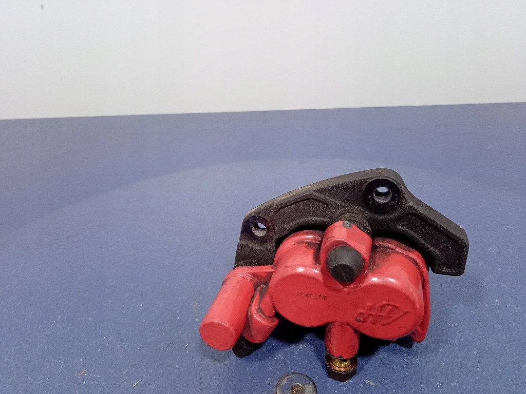 фото №6, Rieju rs2 matrix суппорт тормозной перед передний скоба