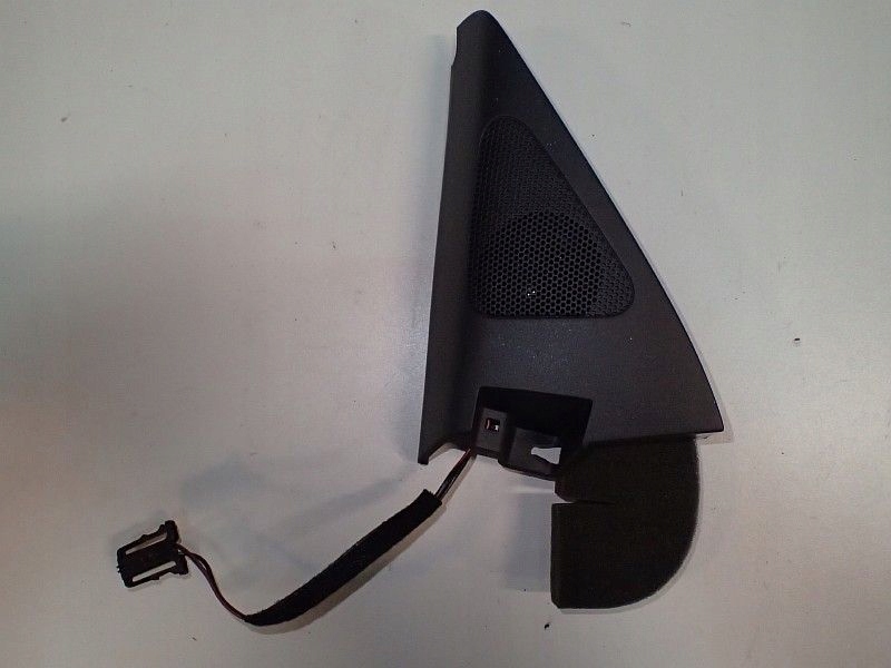 фото №2, Vw tiguan 5n защита динамик левый 5n0837993b