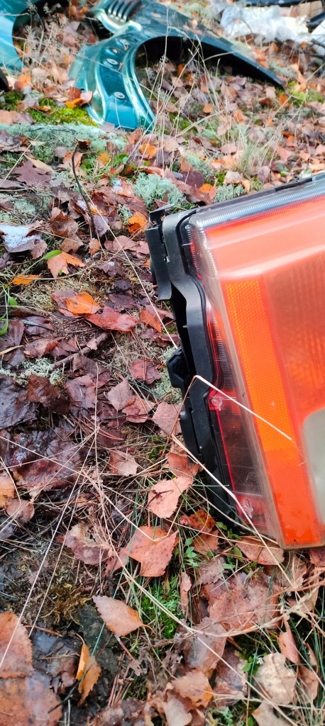 фото №10, Лампа фара правий перед discovery iii xbc001062 europa